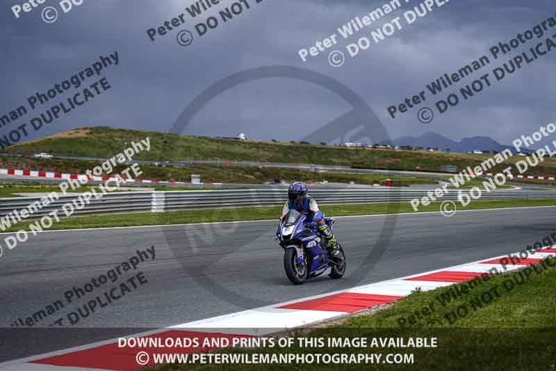 cadwell no limits trackday;cadwell park;cadwell park photographs;cadwell trackday photographs;enduro digital images;event digital images;eventdigitalimages;navarra;no limits trackdays;peter wileman photography;racing digital images;trackday digital images;trackday photos